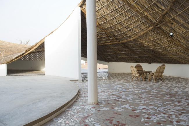 ���������� ����� Thread. 2015. Courtesy AFLK and Thatcher Cook