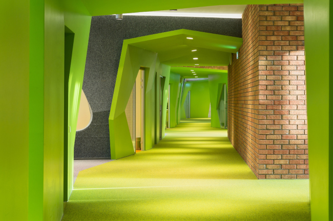 Yandex HQ on Leo Tolstoy Street (second stage)  "Atrium" Architectural Bureau