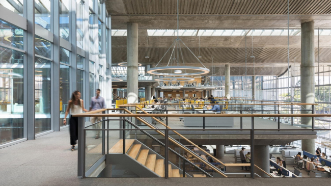 ������ ������-������ � Foster + Partners