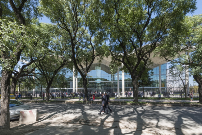 ������ ������-������ � Foster + Partners