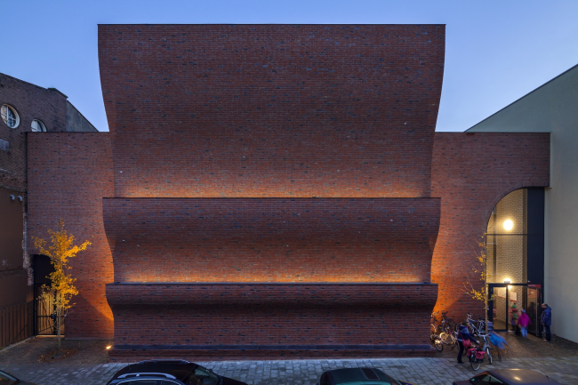 ������������� Sports Block � Daria Scagliola