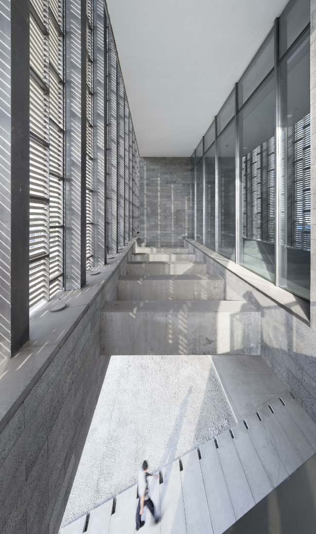 �������������� ������� ���� �����. ����: Yao li, Su Shengliang