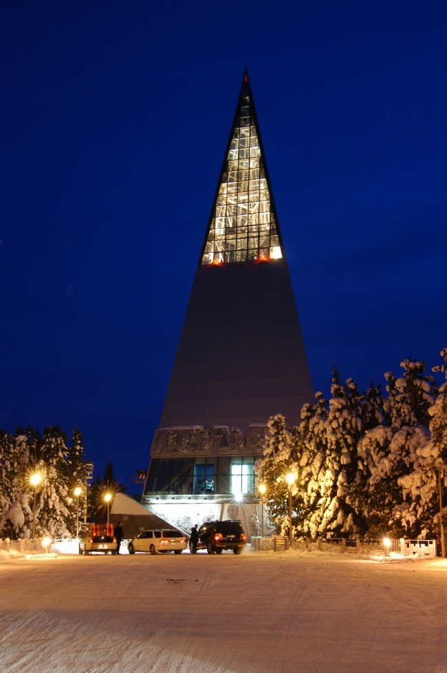 Stella monument "To the Pioneers of Yugra"  Project by Karen Saprichyan