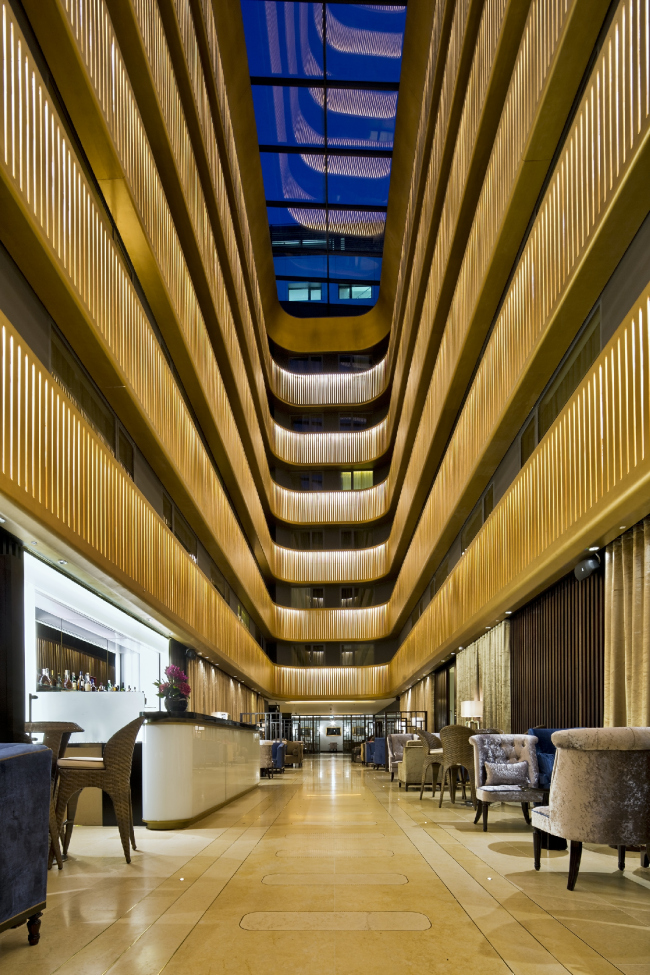Shepherd�s Bush Pavilion Hotel � Anthony Weller