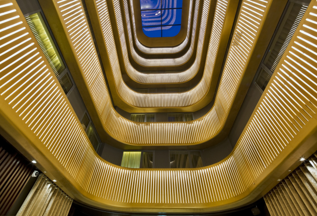 Shepherd�s Bush Pavilion Hotel � Anthony Weller