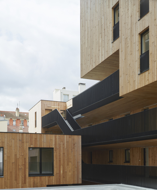 ���������� ����� �� ����� ������� � Julien Lanoo