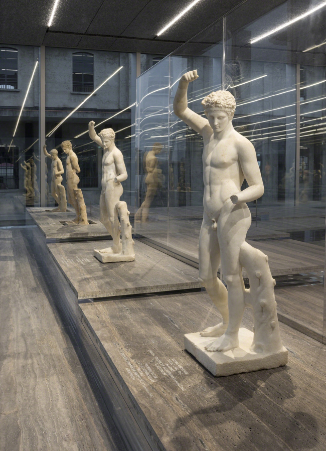 �������� ����� Prada. ��� �������� ��������� ��������. ����: Bas Princen