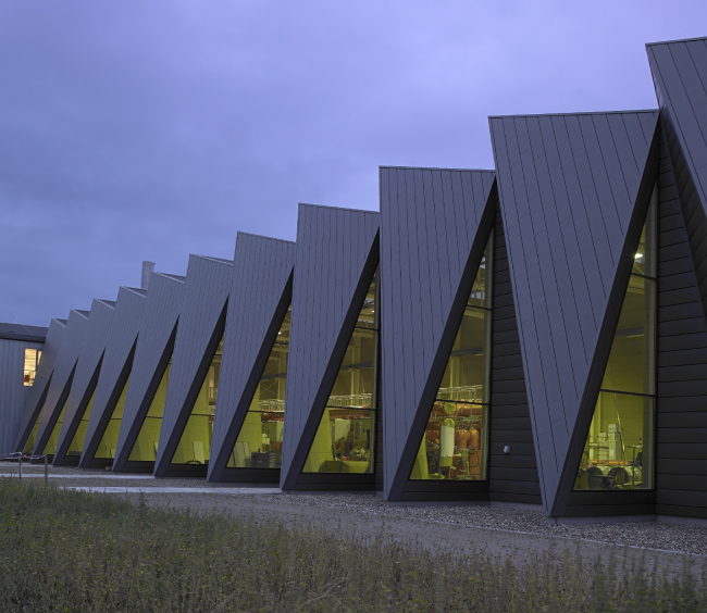 �������������� � ������ (�����). �������������: C.F. Møller Architects. ��������: Energinet.dk. ���������: Rheinzink. ����: Helene Hoyer Mikkelsen