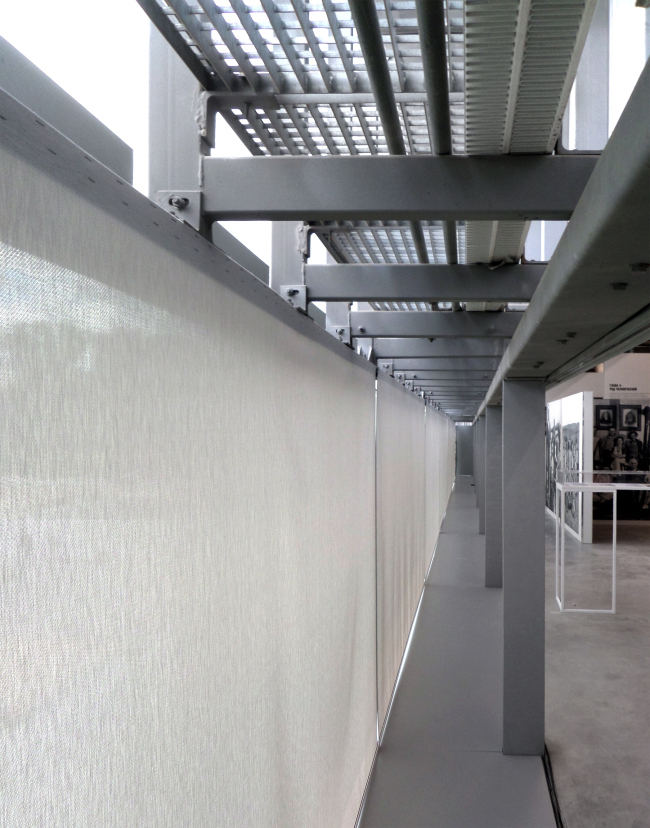 Behind the polycarbonate wall. Photograph � Ilia Mukosey