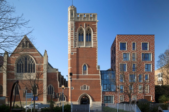 ��� ����� ������ ������ ��. ����� � Mikael Schilling, Benedict Luxmoore, Patricia Woodward