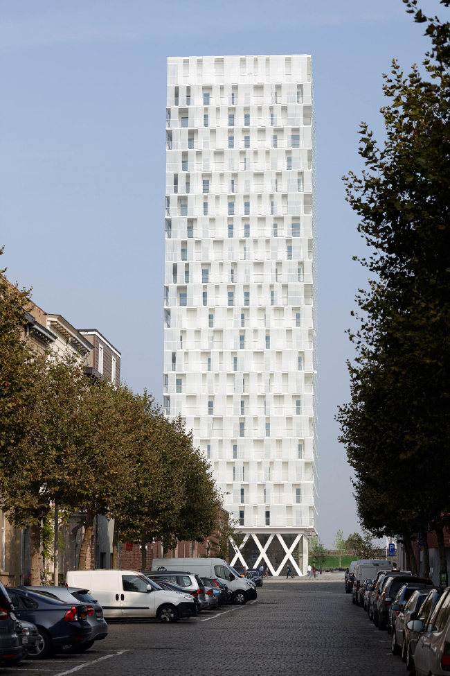 ����� ��� Park Tower � Lumecore/Toon Grobet