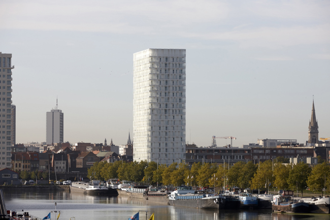   Park Tower  Lumecore/Toon Grobet