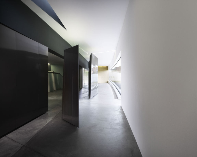 �������� �������. ����������: ���� ����� � Vitra