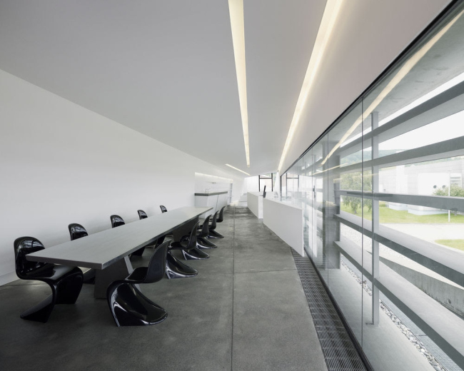 Пожарная станция. Архитектор: Заха Хадид © Vitra Пожарная станция. Архитектор: Заха Хадид © Vitra