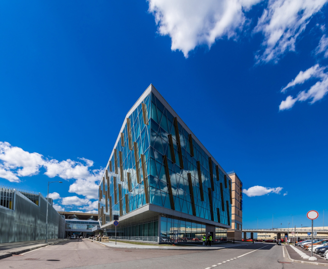 The business center and the hotel near "Pulkovo" airport � A.Len