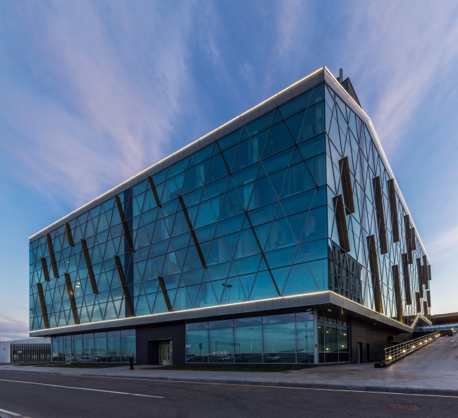 The business center and the hotel near "Pulkovo" airport � A.Len