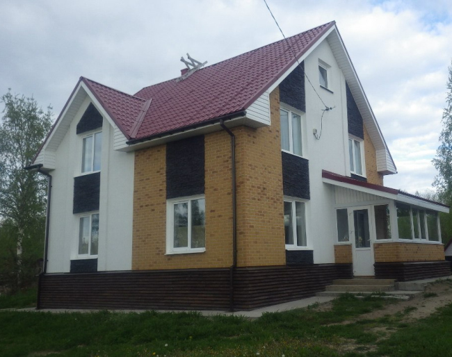 Дом победителя конкурса Романа Большакова. Фотография с сайта slav-dom.ru Дом победителя конкурса Романа Большакова. Фотография с сайта slav-dom.ru