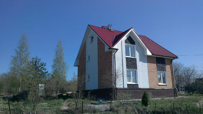 Дом победителя конкурса Романа Большакова. Фотография с сайта slav-dom.ru Дом победителя конкурса Романа Большакова. Фотография с сайта slav-dom.ru