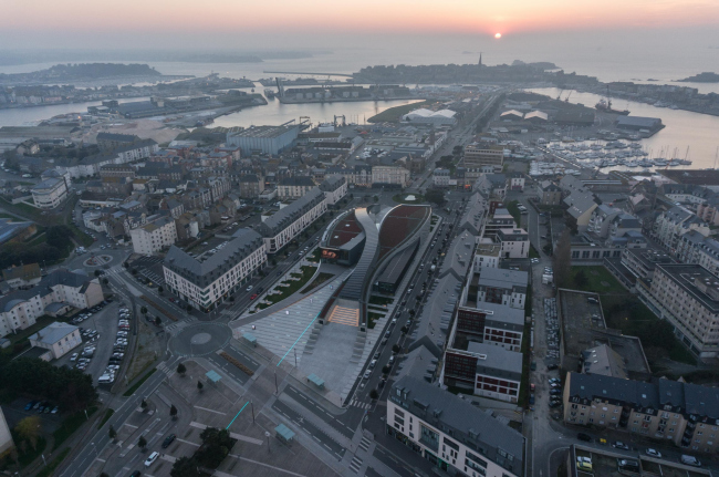 ���������� ����� La Grande Passerelle. ����: Mereglier-Coudrais � Architecture-Studio