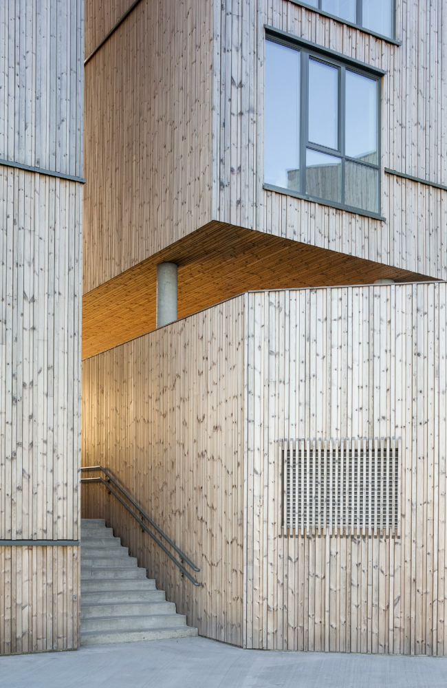 ����� �������� Waterfront � Adam Mørk