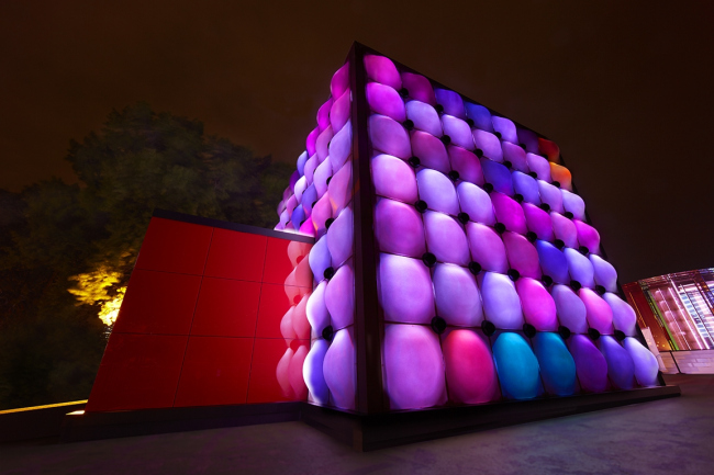 ���� � Saint-Gobain Corporation