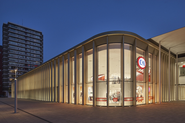 �������� �������� ′t Loon � Ronald Tilleman