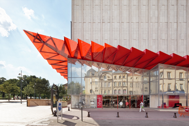 ��������� Galeries Lafayette � ������������� ������� � Vincent Fillon