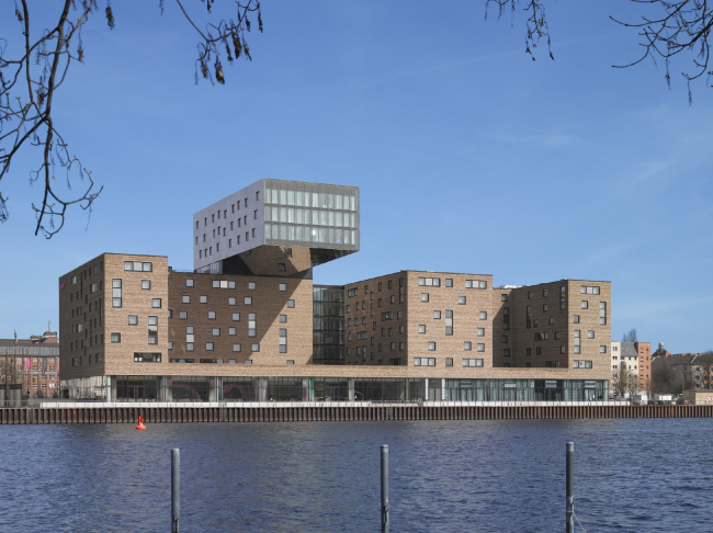 ��������� nhow Hotel. ���������, 2010. ���������� � Roland Halbe