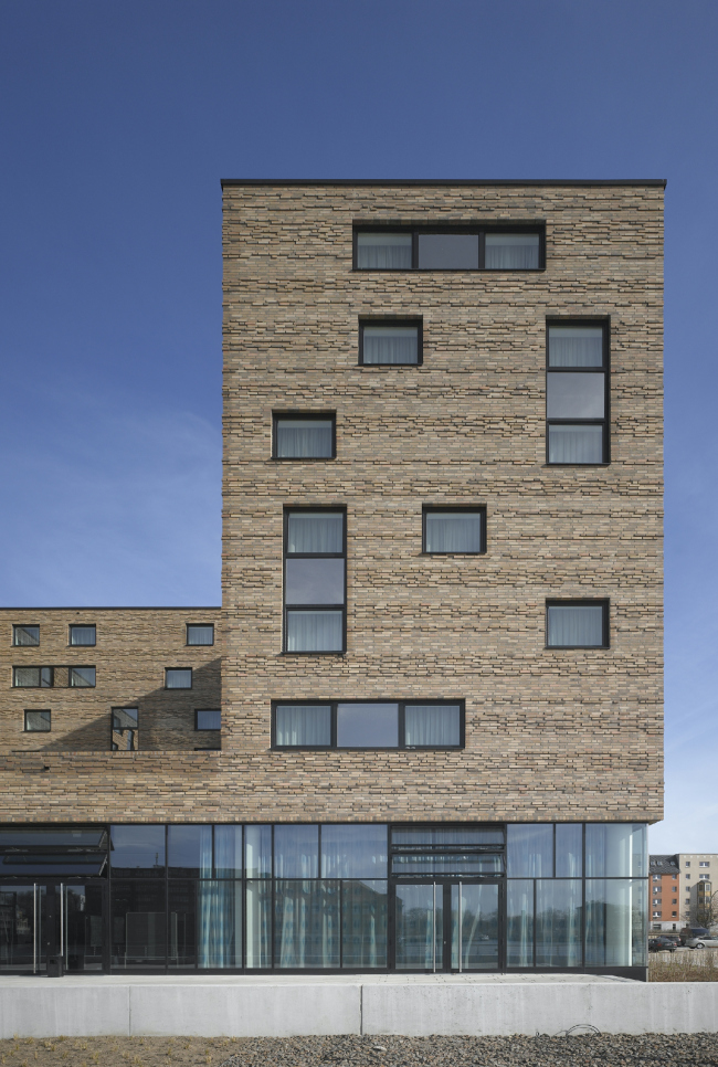 ��������� nhow Hotel. ���������, 2010. ���������� � Roland Halbe