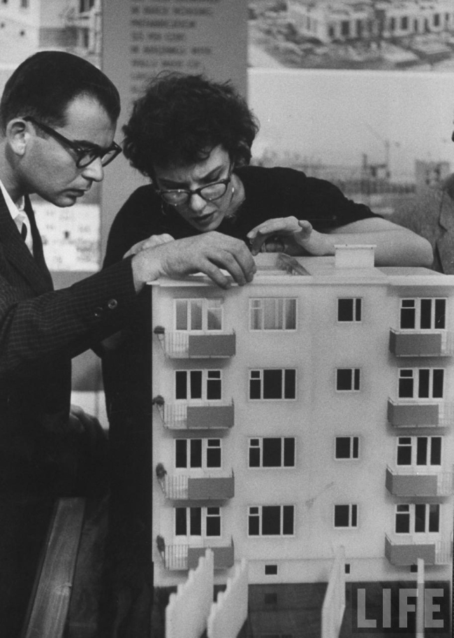 �������� ���������� ��������� �����, ������� � �������� � ���-�����. ���������� ������� ����� ��������� ���������� ����. 1959