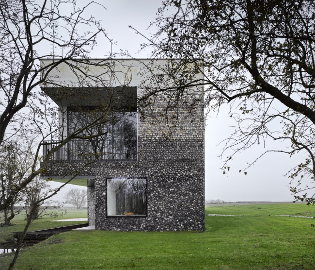  Flint House  James Morris