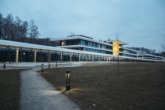 ������������� ����������� ��������� � ���������� ������� � Designed by Erick van Egeraat