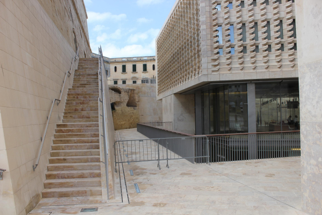 �������� � ������������� ������������� ������ � ������ ��������