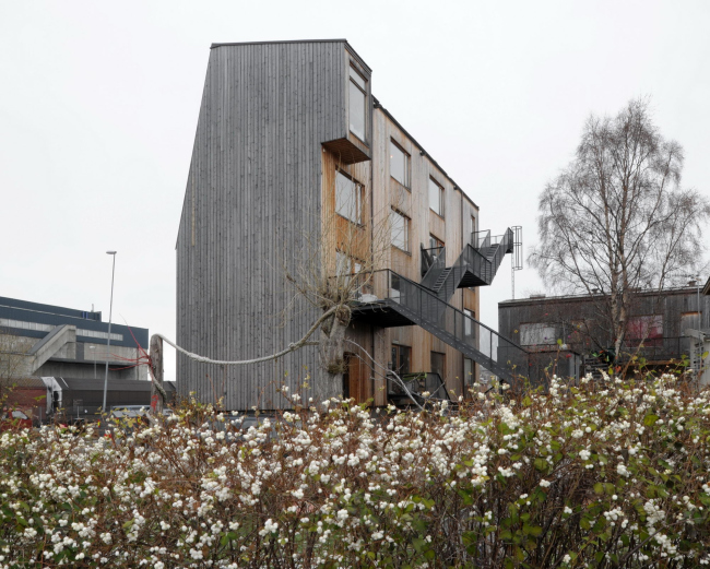 Brendeland & Kristoffersen. �� Svartlamoen � ���������. ����: David Grandorge