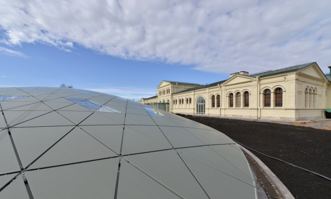 The main building of the Higher Management School of Saint Petersburg State University. Restoration and adjustment, 2014. Photo � Margarita Yavein, Tatyana Strekalova