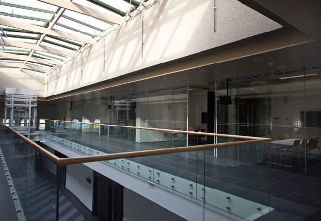 ������� ������� ������ ������ ����� ����������� �����-�������������� ���������������� ������������ (��� �����). ����������� � ��������������