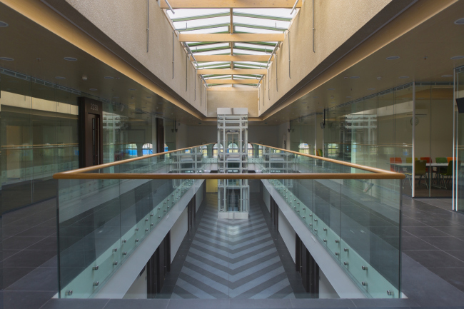 The main building of the Higher Management School of Saint Petersburg State University. Restoration and adjustment, 2014. Photo � Margarita Yavein, Tatyana Strekalova