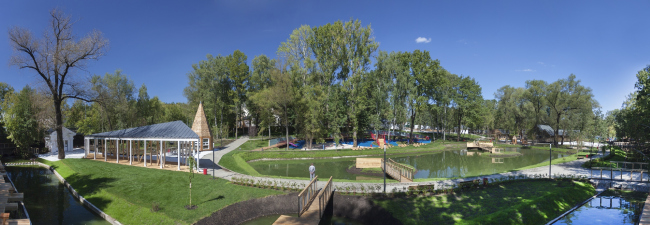 Panorama. Urban farm at VDNKh, 1st phase. WOWhaus Bureau. Photograph  Dmitry Chebanenko