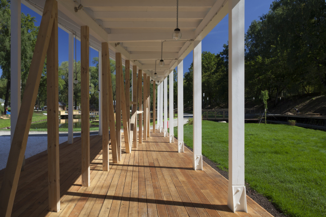 Cafe awning. Urban farm at VDNKh, 1st phase. WOWhaus Bureau. Photograph  Dmitry Chebanenko