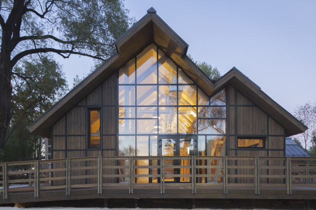 Cow-shed. House for master classes. Urban farm at VDNKh, 1st phase. WOWhaus Bureau. Photograph  Dmitry Chebanenko