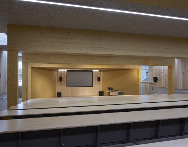 ����� ������������������� ������������ ��������� ������ � Dennis Gilbert/VIEW