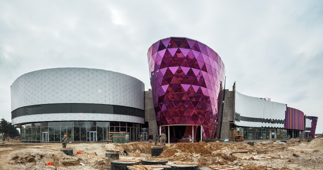 "Respublica" shoppimh and entertainment complex. Construction � Archimatika