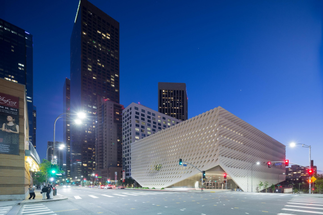 ����� ����� �������� ����� The Broad � Iwan Baan. ������������� The Broad � Diller Scofidio + Renfro