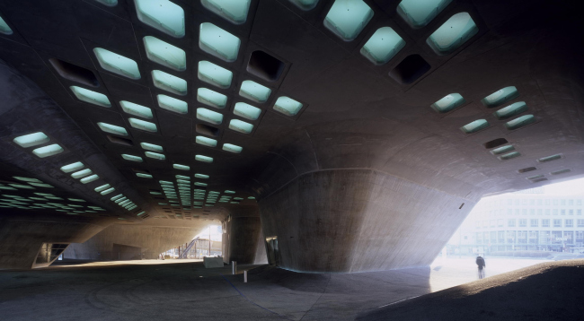 ������� ����� ����� � �����������. 2005 � Werner Huthmacher