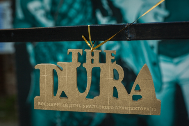    ,  The DURA.   2015 