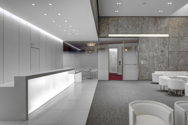 Renovating "Golden Circle Lounge" into "Russian Lounge" in the Kennedy Center of the Performing Arts. Photo � Sergey Skuratov ARCHITECTS