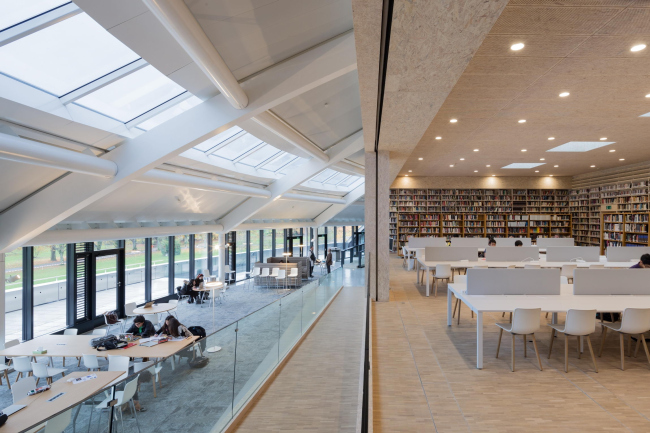 ������ �������� �����-�������� ��������� �� ���� � Iwan Baan