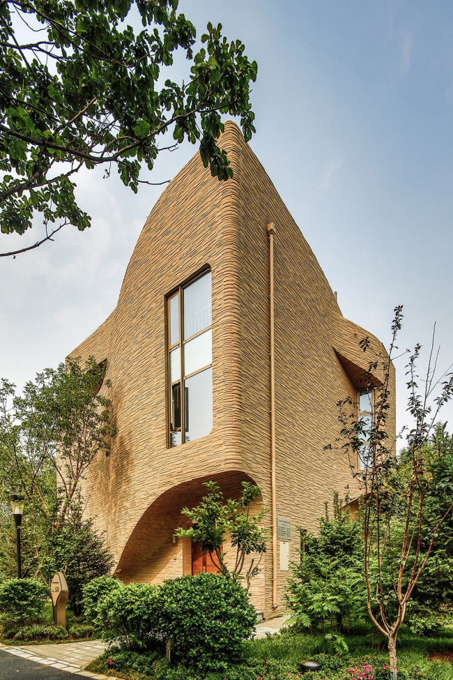 ����� Fairyland Guorui � Edmon Leong