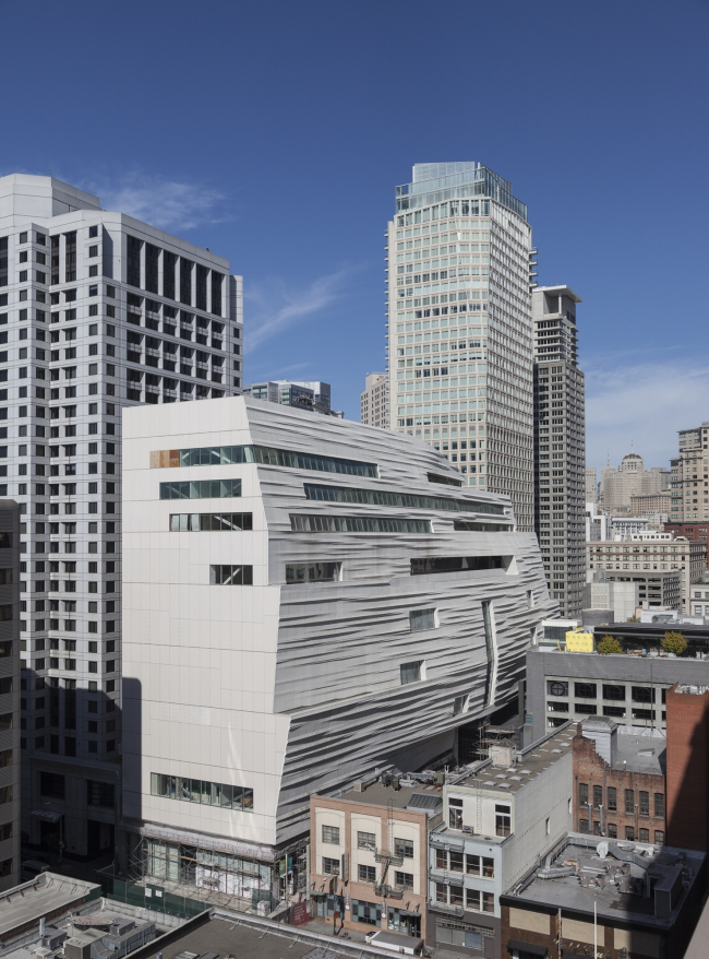 ����� ����� ����� ������������ ��������� ���-��������� � Henrik Kam, ������������� SFMOMA