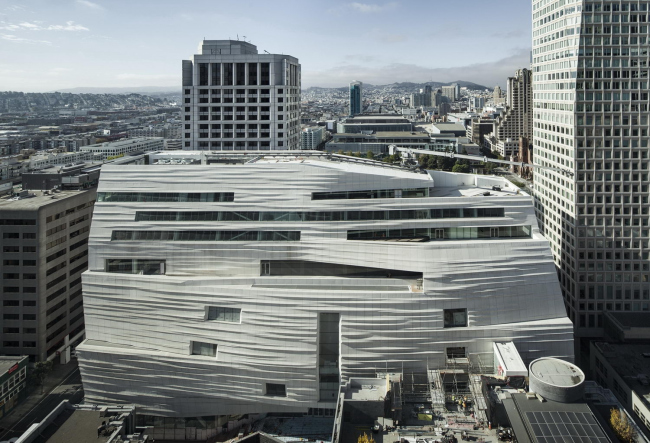 Новое крыло Музея современного искусства Сан-Франциско © Henrik Kam, предоставлено SFMOMA